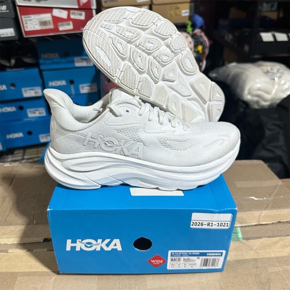 HOKA Clifton 10 Wide 'Triple White' Running Casual Sneakers | Womens 8.5 D | EUC
